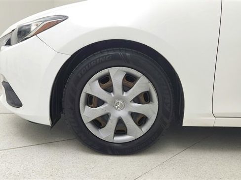 Used 2015 MAZDA MAZDA3 i Sport image 9