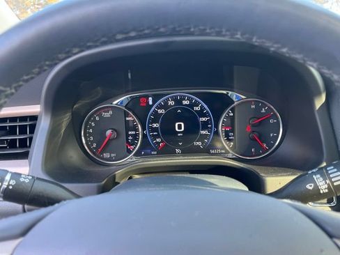 Used 2023 GMC Acadia Denali w/ Denali Ultimate Package FWD image 21