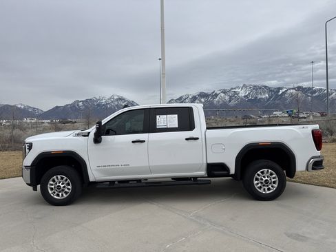 Used 2025 GMC Sierra 2500 Pro w/ 1SA Pro Safety Plus Package image 2