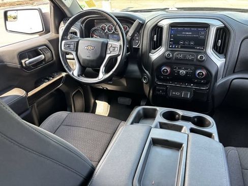 Used 2021 Chevrolet Silverado 1500 LT AWD/4WD image 13