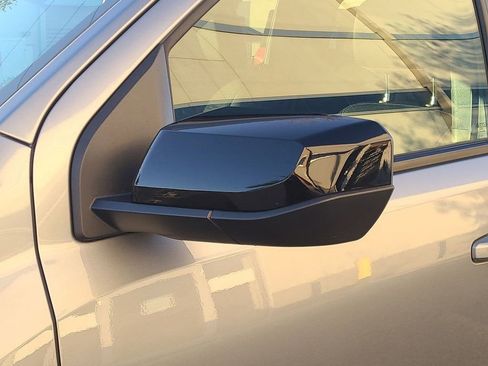 Used 2024 GMC Canyon Elevation w/ Convenience Package image 18