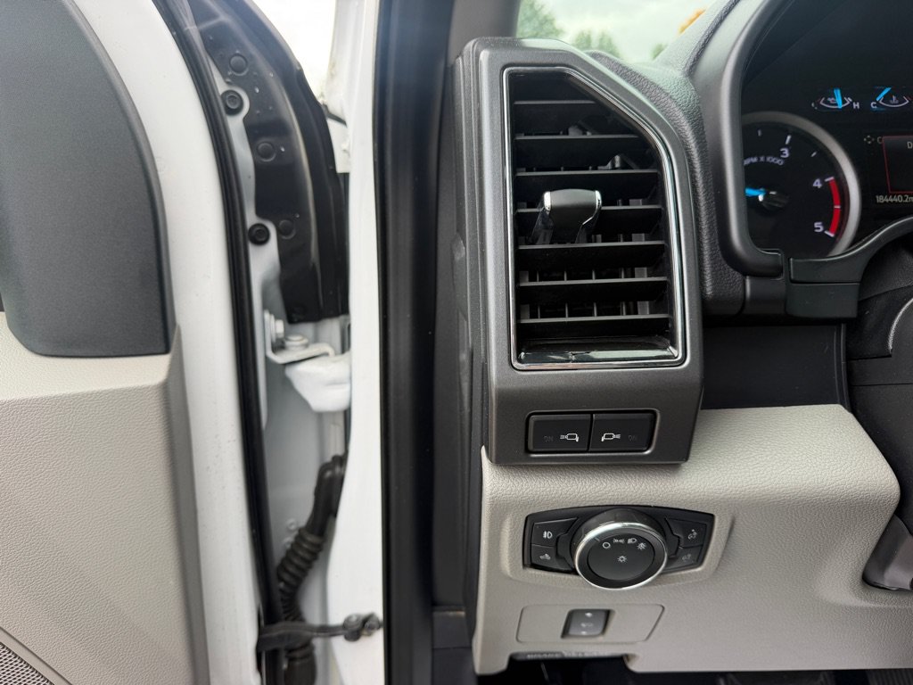 Used 2021 Ford F250 XLT w/ XLT Value Package AWD/4WD image 17