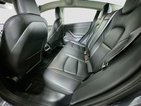 Used 2023 Tesla Model 3 Standard Range RWD image 28
