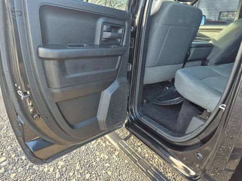 Used 2015 RAM 1500 Express image 11