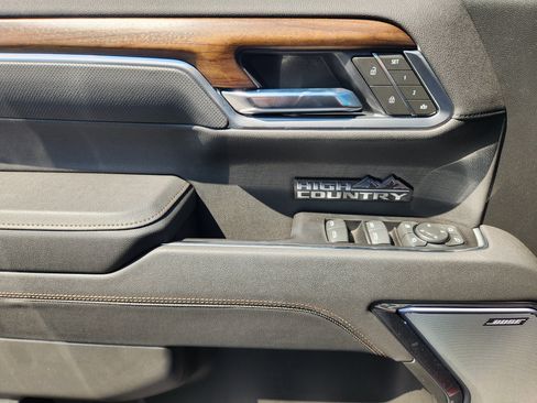 New 2025 Chevrolet Silverado 1500 High Country w/ Midnight Edition image 18