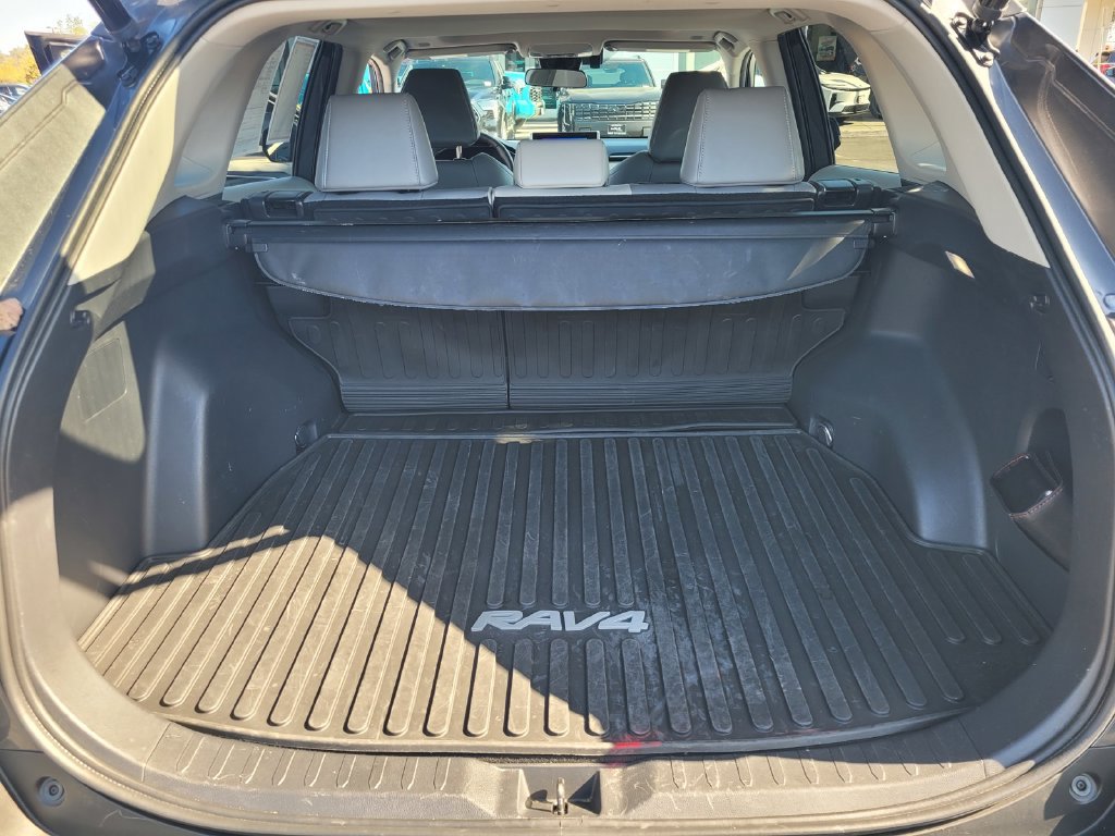 Used 2023 Toyota RAV4 XLE Premium AWD/4WD image 23