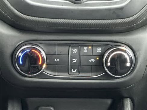 Used 2021 Chevrolet TrailBlazer LS image 12