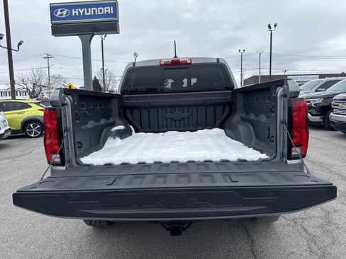 New 2026 Chevrolet Colorado ZR2 w/ Off-Road Front Bumper Package image 5