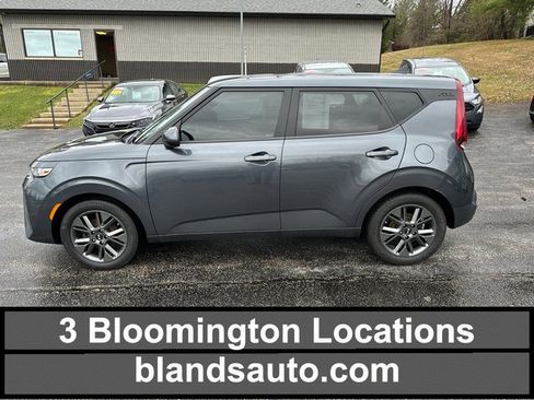 Used 2021 Kia Soul S image 1