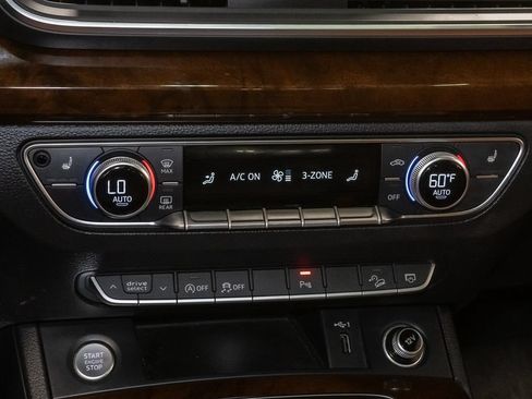 Used 2018 Audi Q5 2.0T Premium Plus AWD/4WD image 22