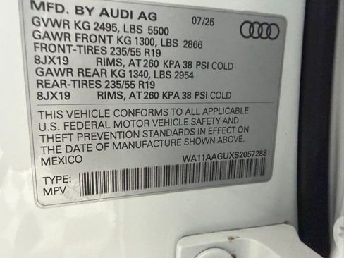 Used 2025 Audi Q5 Premium w/ Convenience Package AWD/4WD image 26