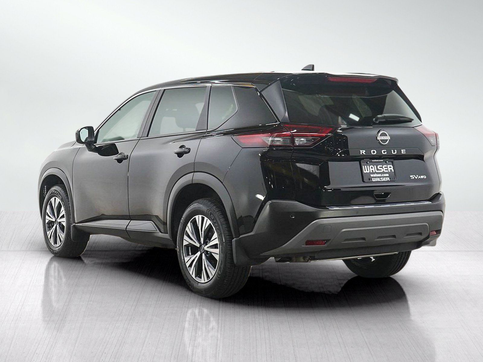 Used 2023 Nissan Rogue SV AWD/4WD image 4