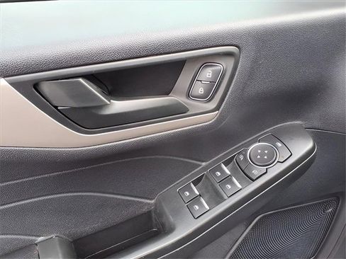 Used 2022 Ford Escape SE w/ Convenience Package image 18