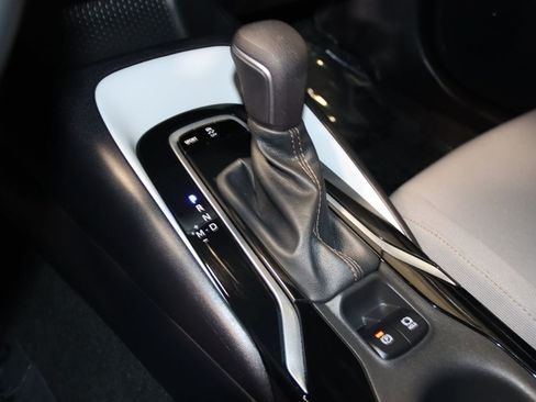 Used 2022 Toyota Corolla SE w/ Carpet Mat Package (TMS) FWD image 42