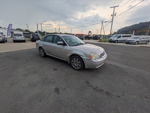 Used 2007 Ford Five Hundred Limited AWD/4WD image 1