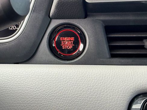 Used 2024 Honda Pilot EX-L image 7