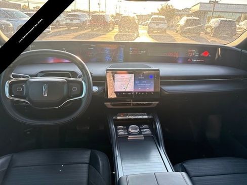 Certified 2024 Lincoln Nautilus Reserve w/ Equipment Group 202A image 17