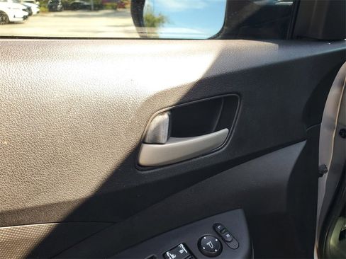 Used 2015 Honda CR-V LX image 19