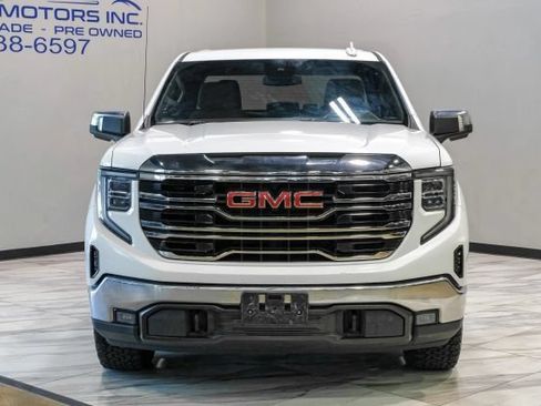 Used 2022 GMC Sierra 1500 SLT AWD/4WD image 9