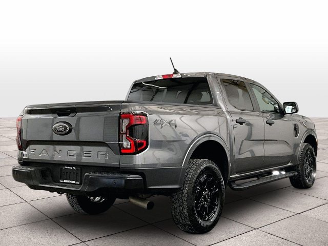 Used 2025 Ford Ranger XLT w/ Black Appearance Package AWD/4WD image 11