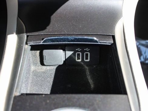 Used 2017 Lincoln MKC Reserve w/ Lincoln MKC Climate Package image 20