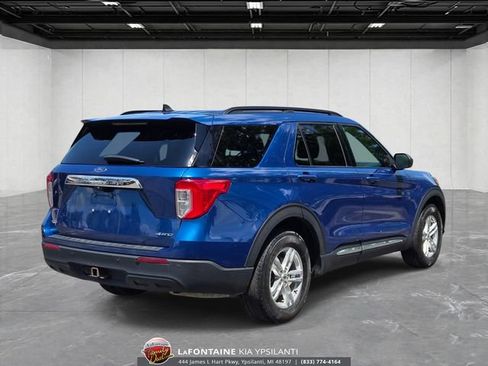 Used 2022 Ford Explorer XLT w/ Class IV Trailer Tow Package AWD/4WD image 5