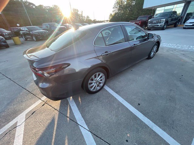 Used 2024 Toyota Camry LE FWD image 14