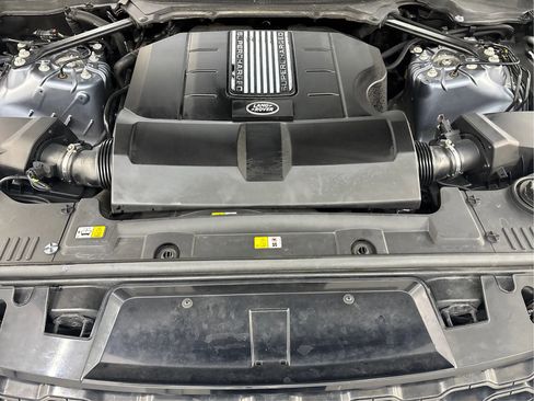 Used 2018 Land Rover Range Rover Sport HSE AWD/4WD image 31
