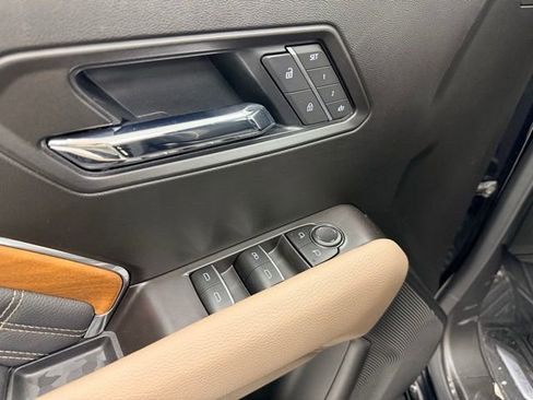 Certified 2026 GMC Canyon Denali image 23