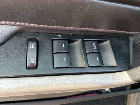 Used 2012 Ford Edge SEL FWD image 13