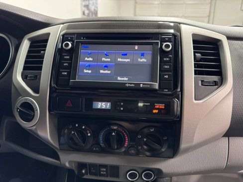 Used 2014 Toyota Tacoma 4x4 Double Cab w/ TRD Off-Road Package image 25