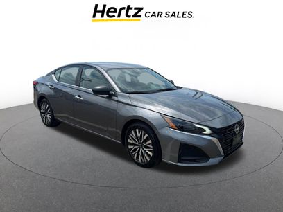 Used 2024 Nissan Altima 2.5 SV