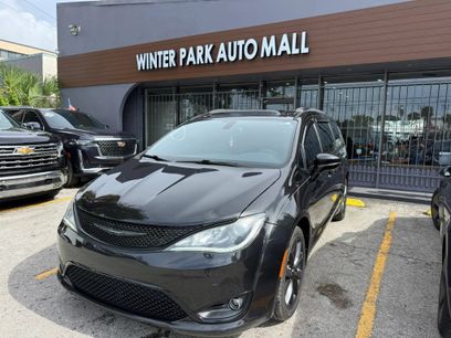 Used 2019 Chrysler Pacifica Limited w/ S Appearance Package