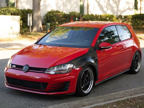 Used 2015 Volkswagen GTI S w/ Lighting Package (SEL) image 9
