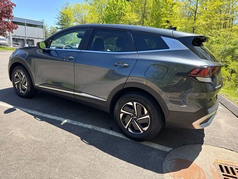Used 2023 Kia Sportage LX AWD/4WD image 22