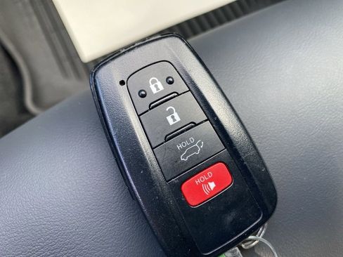 Used 2025 Toyota RAV4 XLE Premium w/ Weather Package AWD/4WD image 33