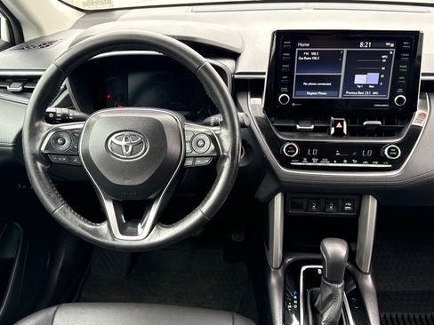 Certified 2022 Toyota Corolla Cross XLE AWD/4WD image 19