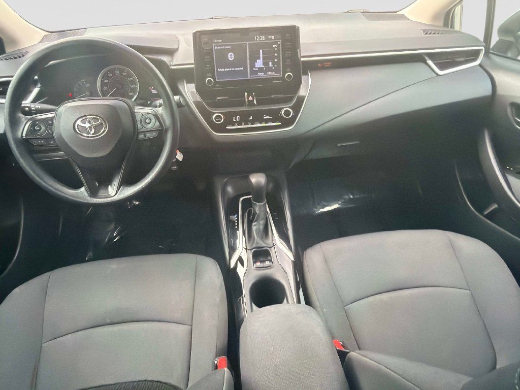 Used 2022 Toyota Corolla LE FWD image 16