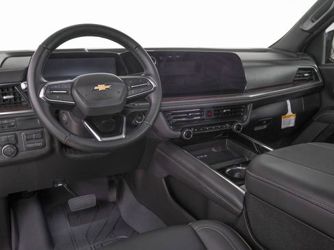 Used 2025 Chevrolet Tahoe Premier w/ Sun And Tow Package image 18