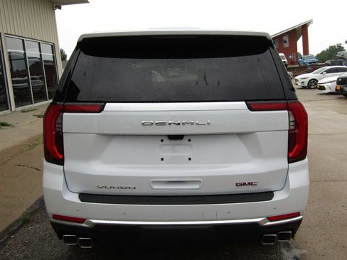 New 2026 GMC Yukon XL Denali w/ Advanced Technology Package AWD/4WD image 4