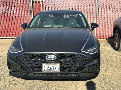 Used 2023 Hyundai Sonata SEL w/ Convenience Package FWD image 3