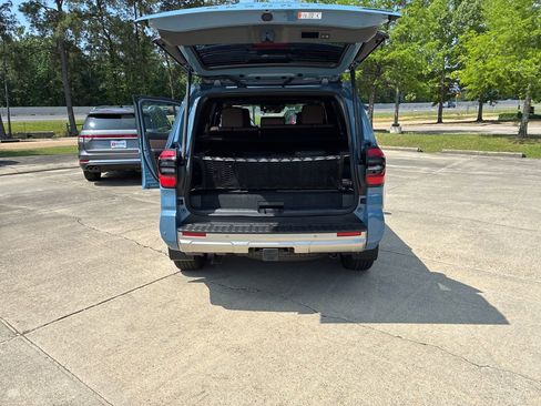 New 2026 Toyota 4Runner Limited AWD/4WD image 32