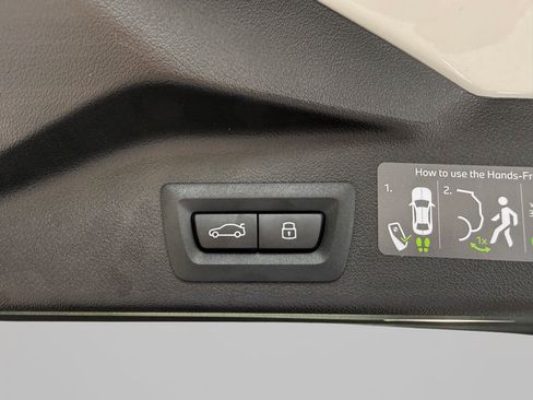 Used 2026 BMW X5 xDrive40i AWD/4WD image 10