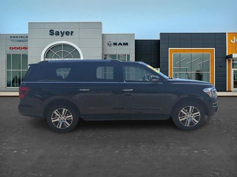 Used 2024 Ford Expedition Max Limited AWD/4WD image 8