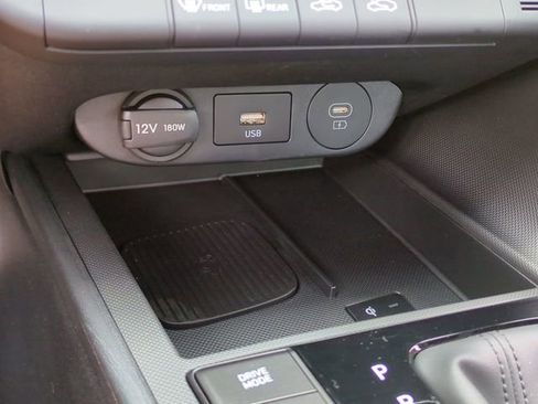 New 2025 Hyundai Elantra SEL FWD image 21