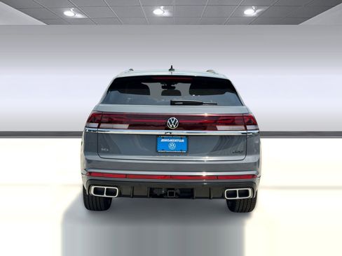 New 2026 Volkswagen Atlas Cross Sport SEL Premium R-Line AWD/4WD image 10