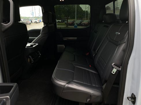 Used 2025 Ford F250 Platinum w/ FX4 Off-Road Package AWD/4WD image 29