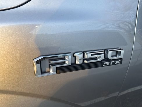 Used 2020 Ford F150 XL w/ Equipment Group 101A Mid image 8