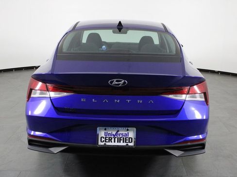Certified 2023 Hyundai Elantra SEL w/ Convenience Package FWD image 11