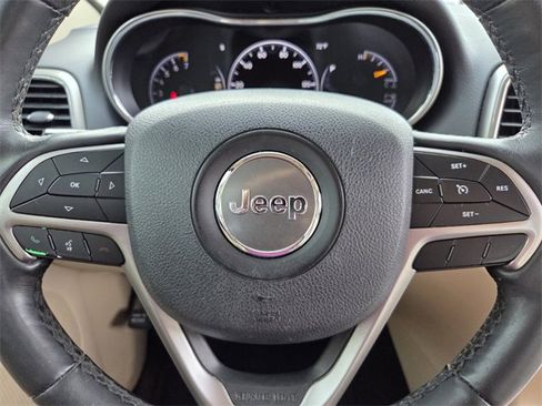 Certified 2018 Jeep Grand Cherokee Limited image 35